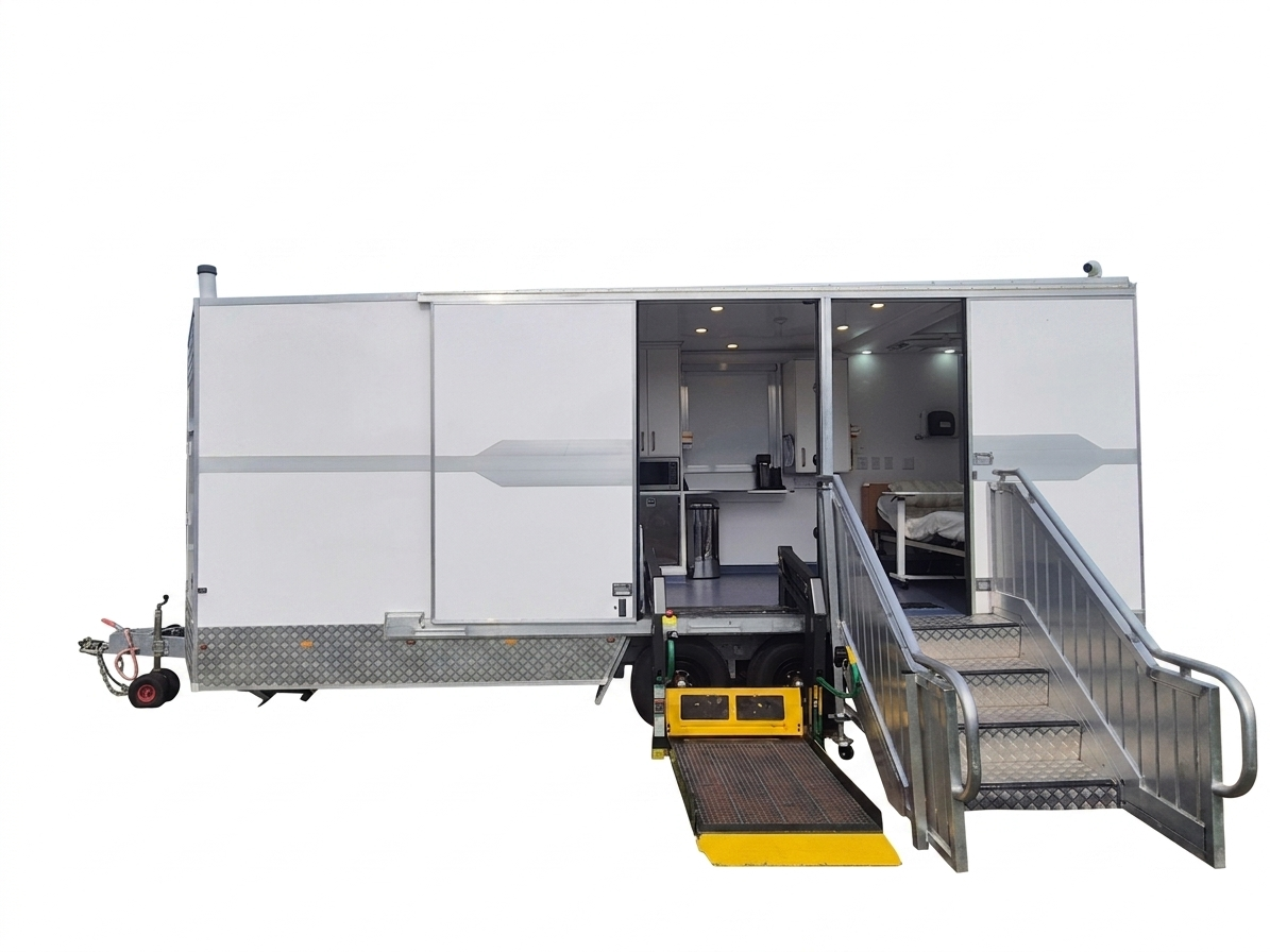 Side entry with platform lift on the Mobile Access Facility